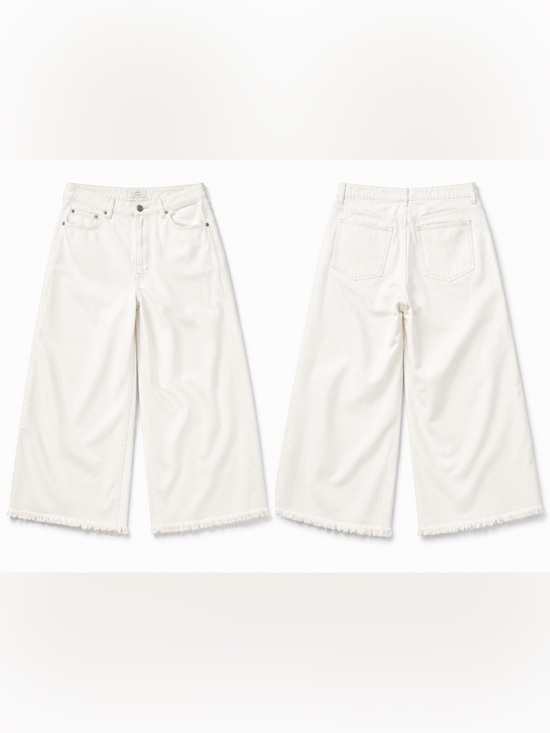 Abercrombie & Fitch Denim - Abercrombie & Fitch White Wide-Leg Frayed Hem Jeans